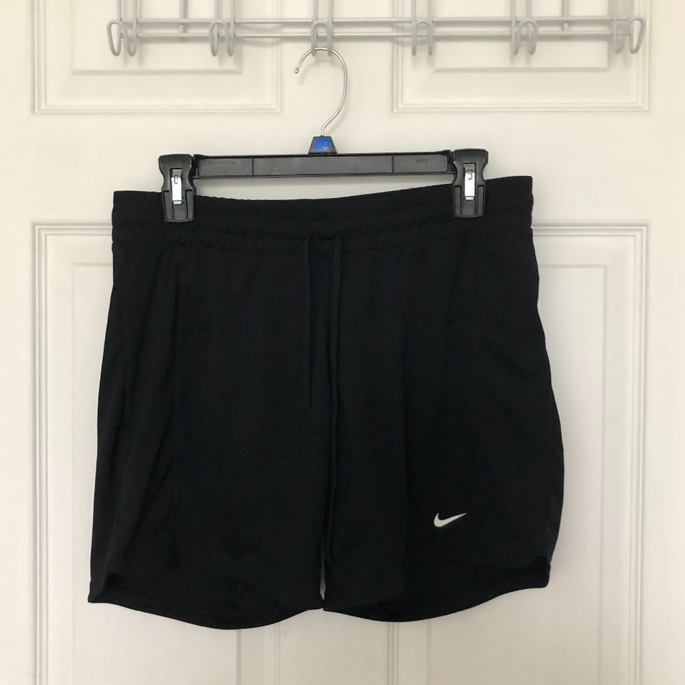 Athletic shorts
